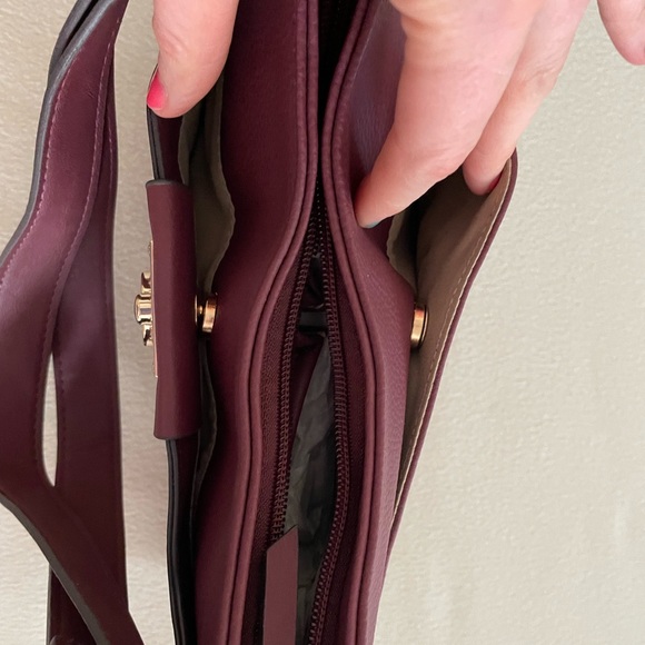 Maroon Handbag - Picture 3 of 4